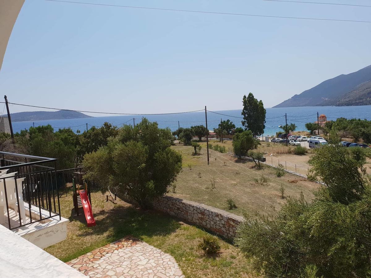 Domaine Papakonstantis Apartments To Let Skoutari Exterior photo